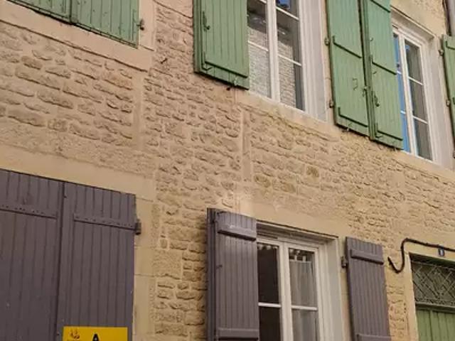 Maison vente à Niort, Chef-boutonne
