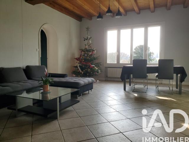Maison vente à Fontenay-le-Comte, Cheffois