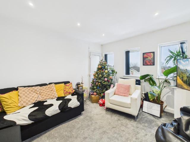 Apartment for rent in Stoke Lodge and The Common, Patchway