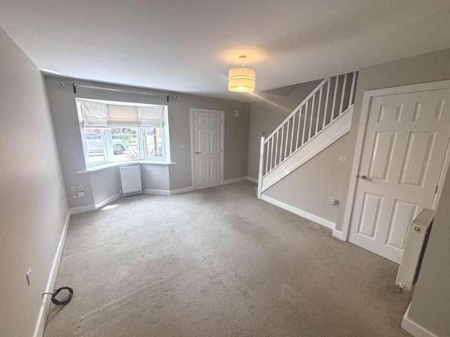 Townhouse for rent in Gillar's Green, St Helens