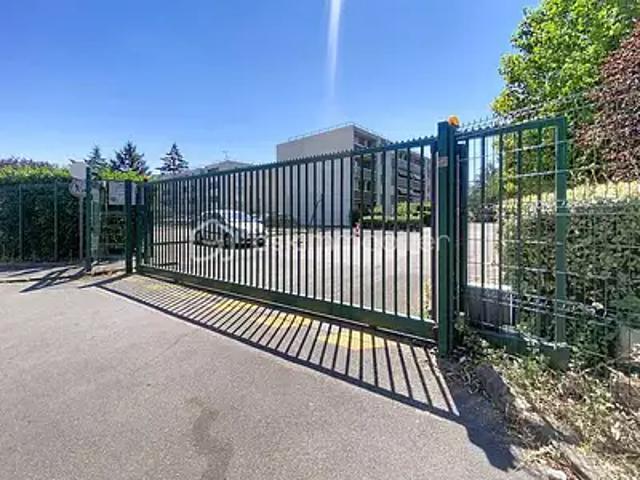 Garage vente à Castermant, Chelles