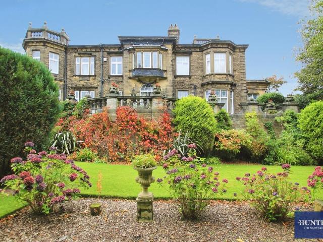 Studio for rent in Allerton, West Yorkshire