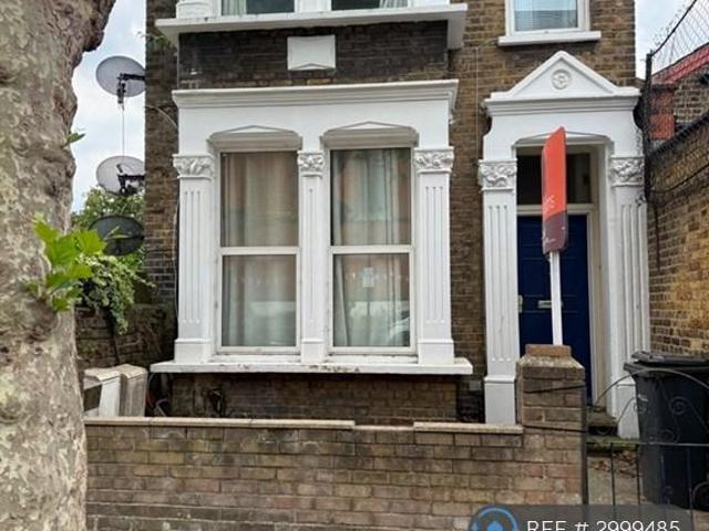 Apartment for rent in Homerton, Greater London