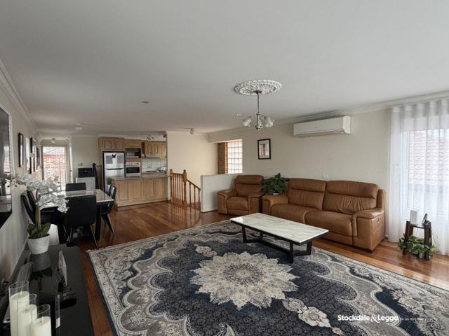 Townhouse for rent in Chelsea, Melbourne