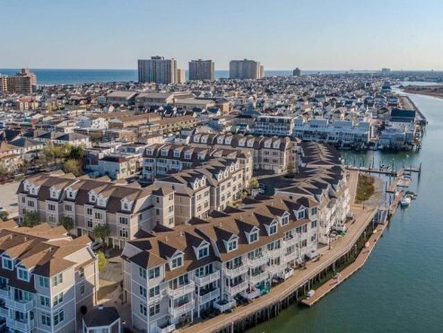 Condo for sale in Atlantic City