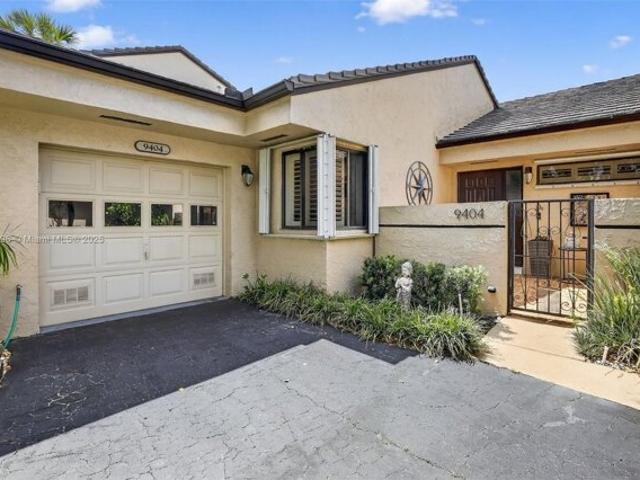 House for sale in Plantation House for sale in Plantation