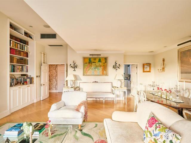 House for rent in Chelsea Harbour, Greater London