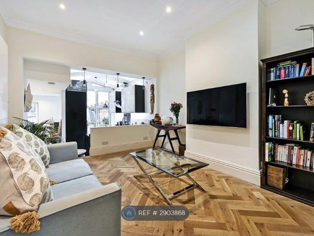 Apartment for rent in Brompton, Greater London