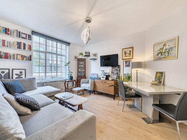 House for rent in Chelsea, Greater London
