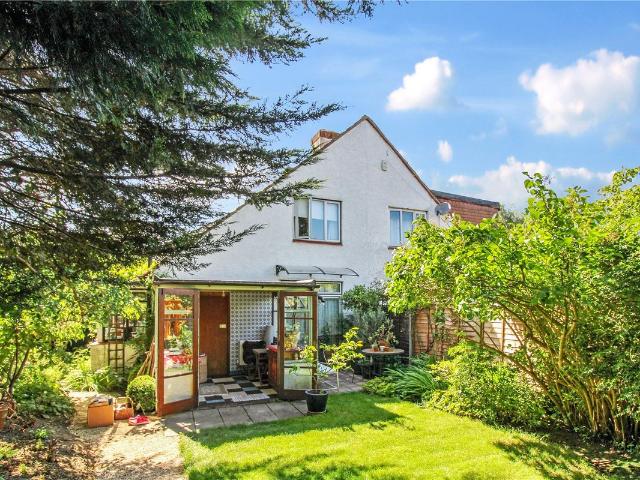 House for rent in London Borough of Bromley, Greater London