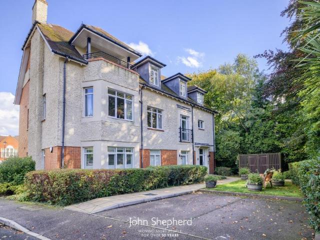 Apartment for rent in Four Oaks, Birmingham