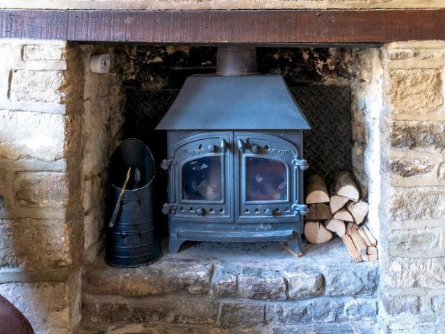 House for rent in Fossebridge, Gloucestershire