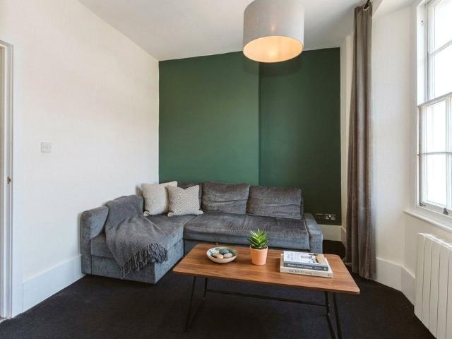 Apartment for rent in Tyndall's Park, Bristol