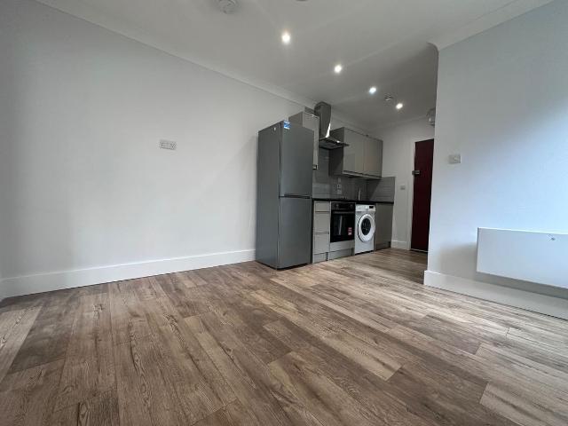 Apartment for rent in Nunhead, Greater London