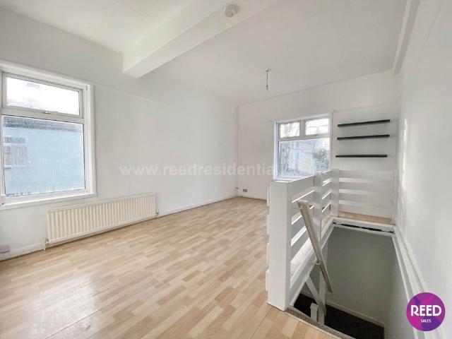 Room for rent in Kursaal Estate, Alton Barnes