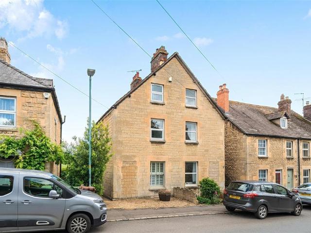 House for rent in Winchcombe, Pamington