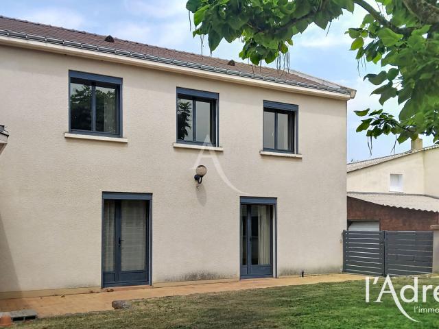 Maison vente à Cholet, Chemillé