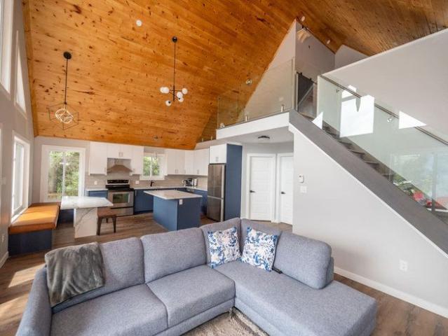 Apartment for rent in Mansfield-et-pontefract, Quebec