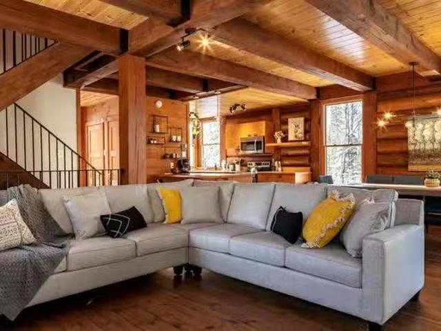 Apartment for rent in Laurentides, Quebec