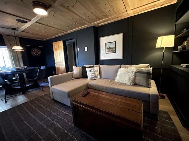 Apartment for rent in Les Collines-de-l'outaouais, Quebec