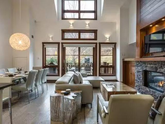 Apartment for rent in Mont-Tremblant, Laurentides
