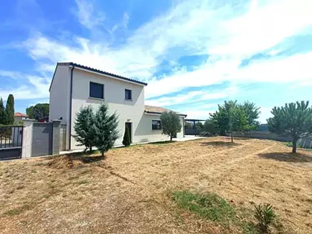 Maison location à Le Village, Cheminas
