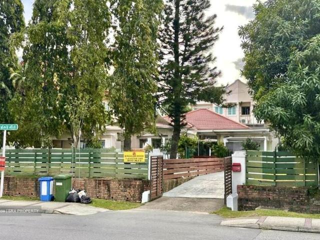 Detached House for sale