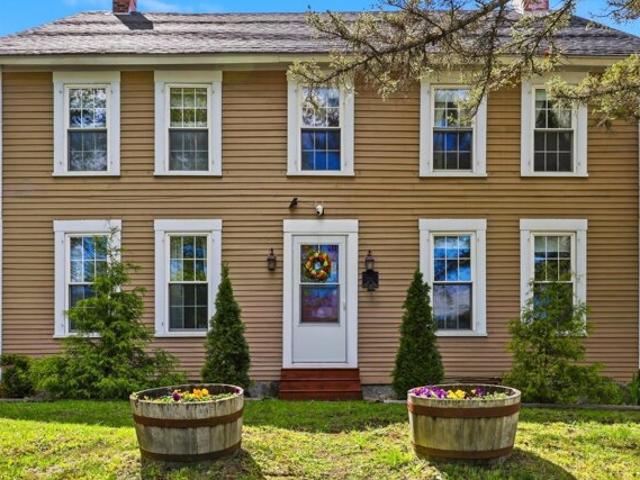 House for sale in New Hampshire