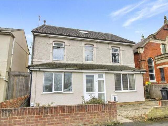 House for sale in Swindon