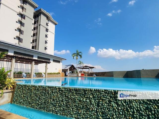 Condominium for rent in Malaka