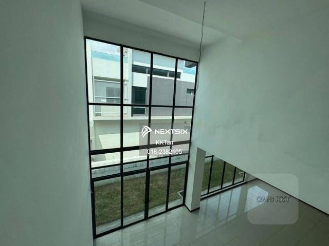 Property for sale in Malaka