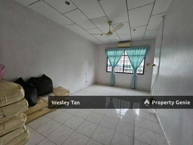 Terraced House for rent in Malaka