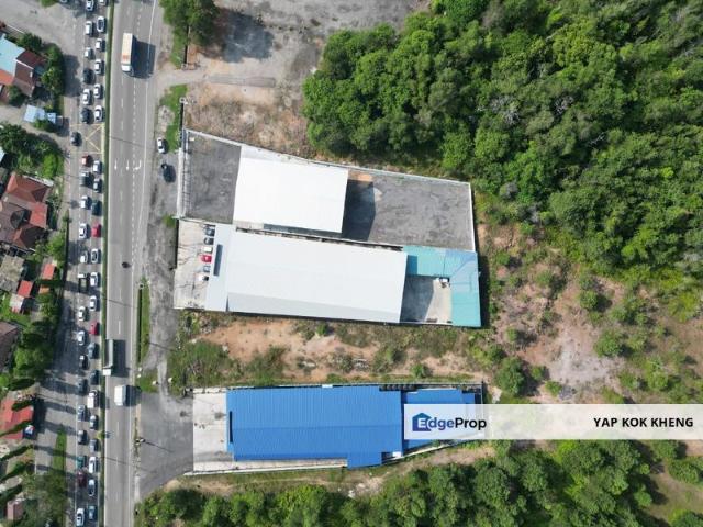 Shop for rent in Malaka