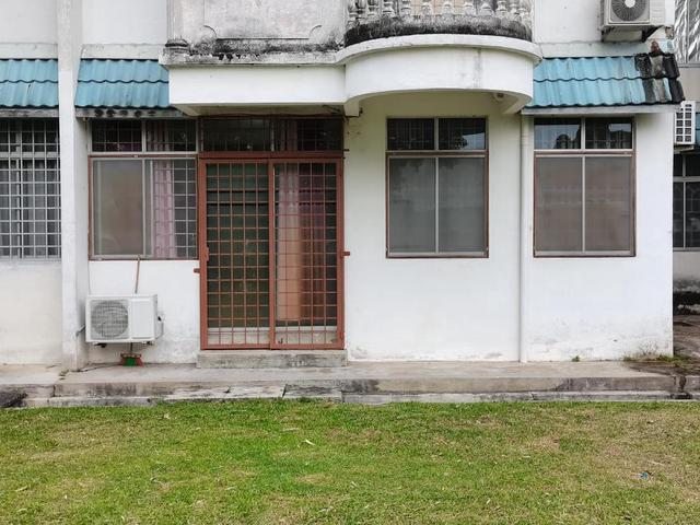 Property for sale in Malaka