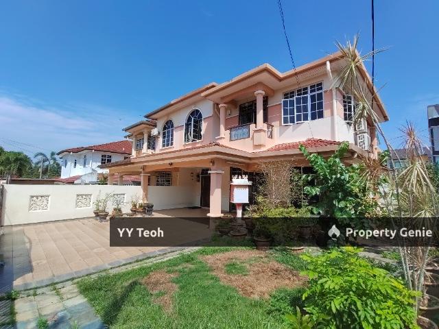 Residential House for sale in Malaka