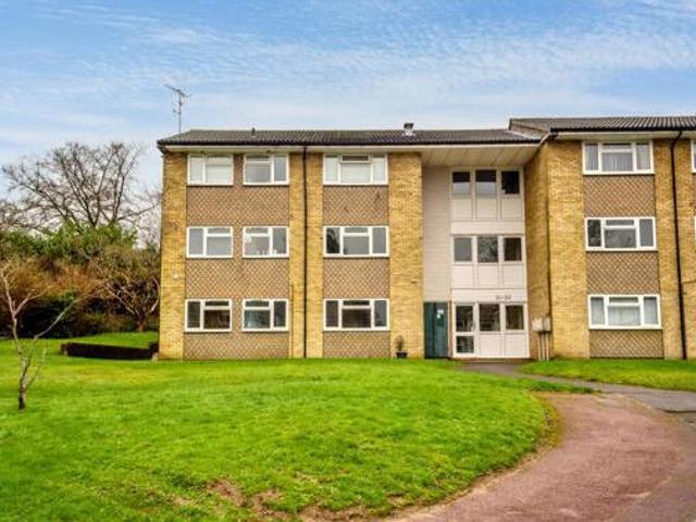 House for sale in Broadwater Down, Sandown Park