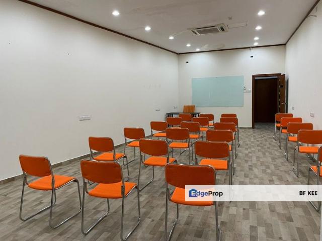 Shop for rent in Petaling, Subang Jaya