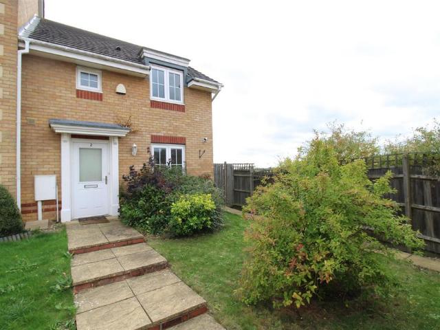 House for rent in Corby