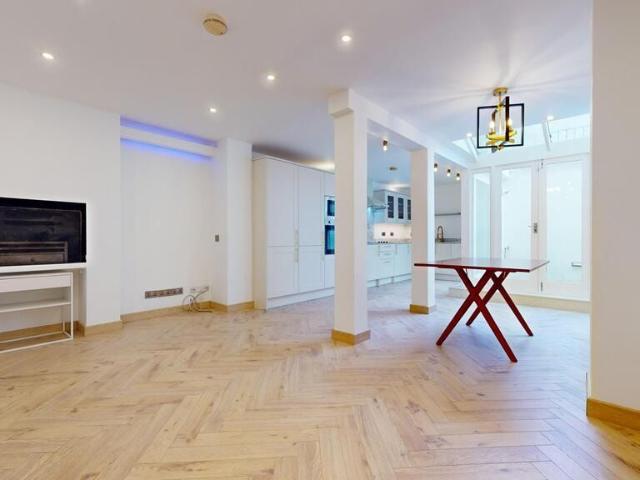 Apartment for rent in Kensal Town, Bayswater