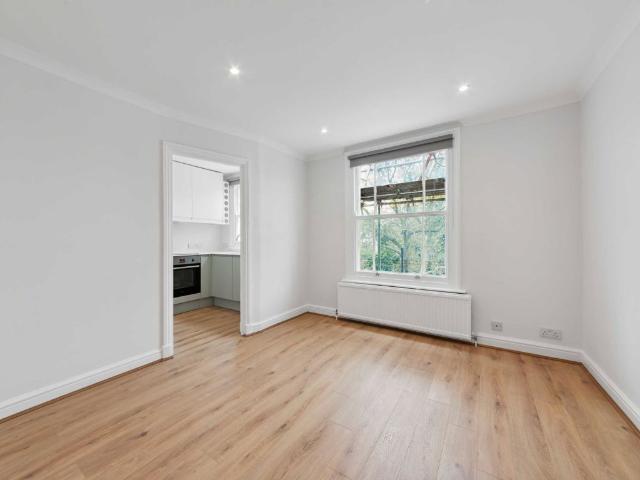 Apartment for rent in Kensal Town, Bayswater
