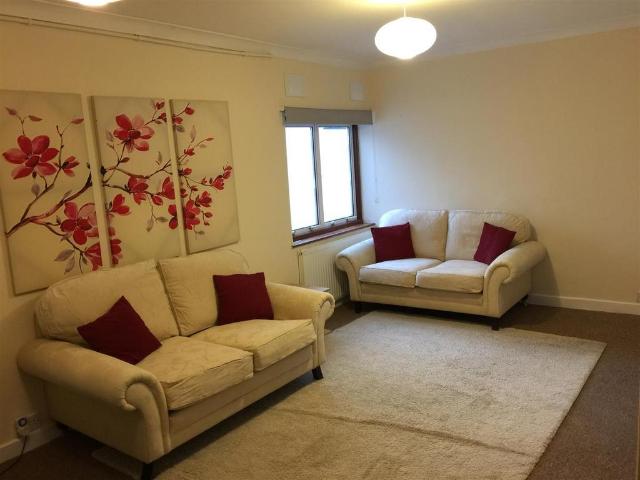House for rent in Bowes, Greater London