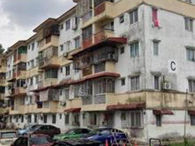 Apartment for sale in Kajang, Langat