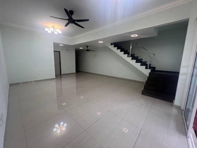 Townhouse for sale in Kajang, Langat