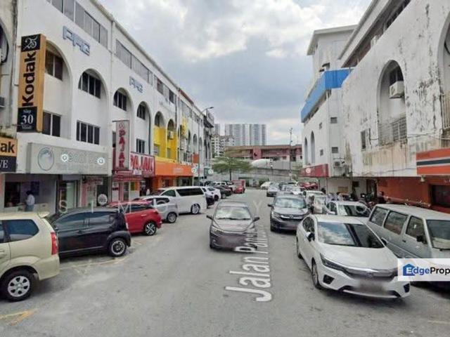 Shop for sale in Cheras