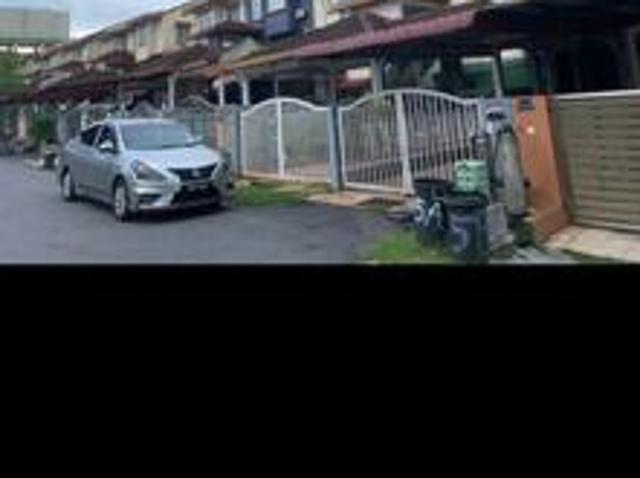 Townhouse for rent in Kajang, Langat