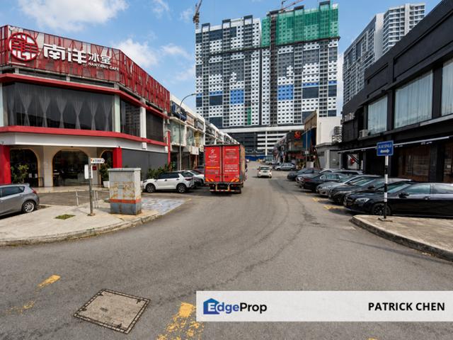 Shop for rent in Kajang, Langat