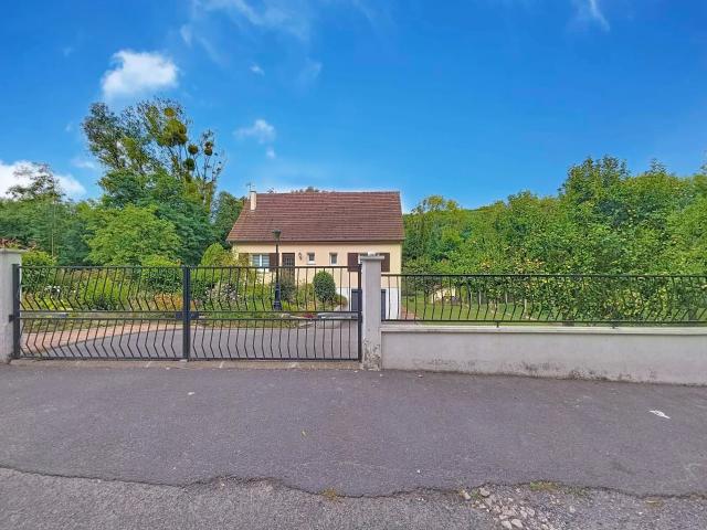 Maison vente à Laon, Chérêt