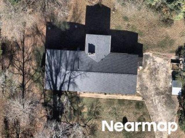 House for sale in Red Oak, Georgia