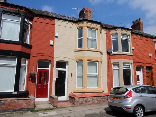 House for rent in Calderstones