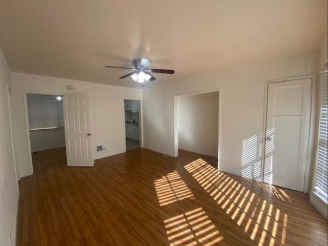 Apartment for rent in Canoga Park, California